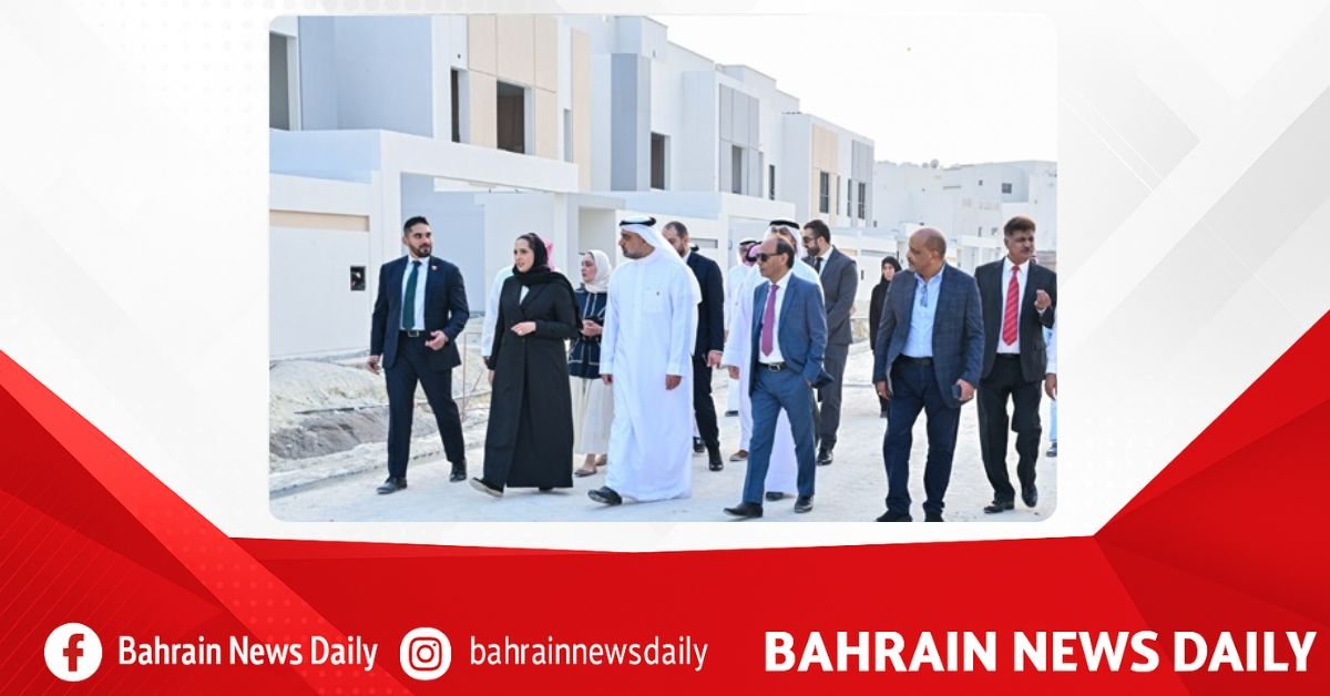 Housing Minister reviews progress of Al Wadi and Hoorat Sanad projects image