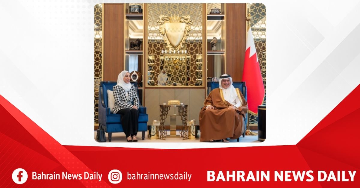HRH the Crown Prince and Prime Minister meets with the Minister of Tourism image