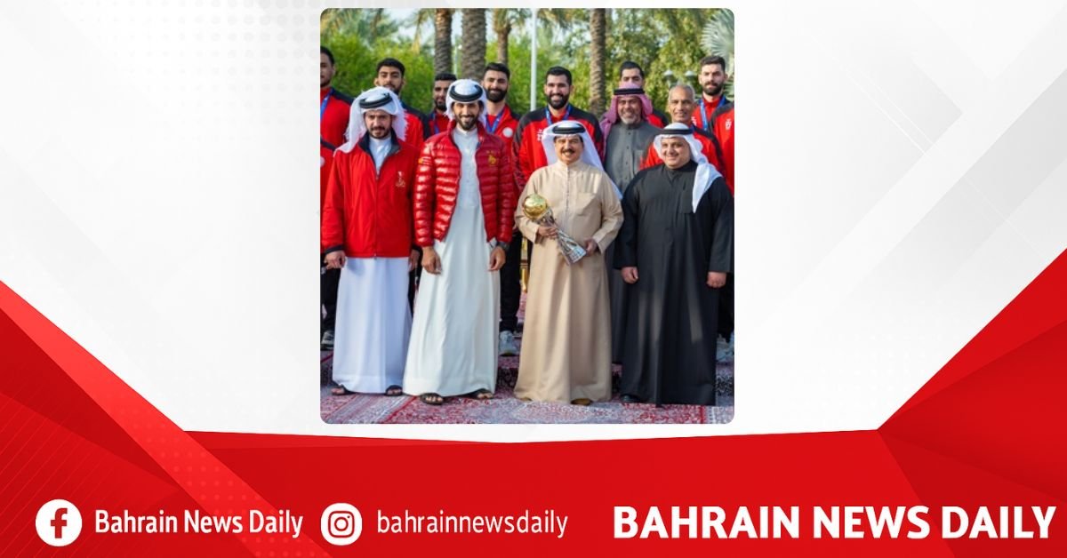 HM King receives national handball team following Asian championship title